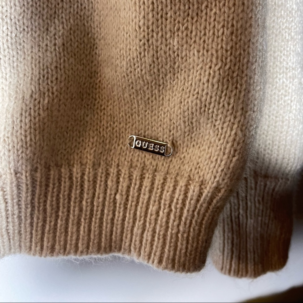 GUESS Pullover Sweater! - Picture 3 of 4